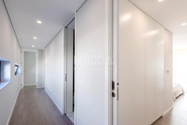 Moradia T4 para Venda em São Roque Foto 13