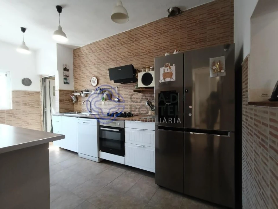 Moradia T3 para Venda em Alvorninha Foto 14