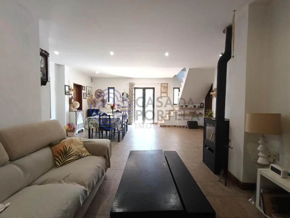 Moradia T3 para Venda em Alvorninha Foto 11