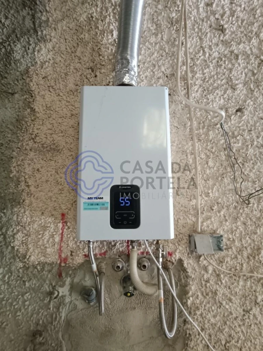 Moradia T3 para Venda em Alvorninha Foto 43