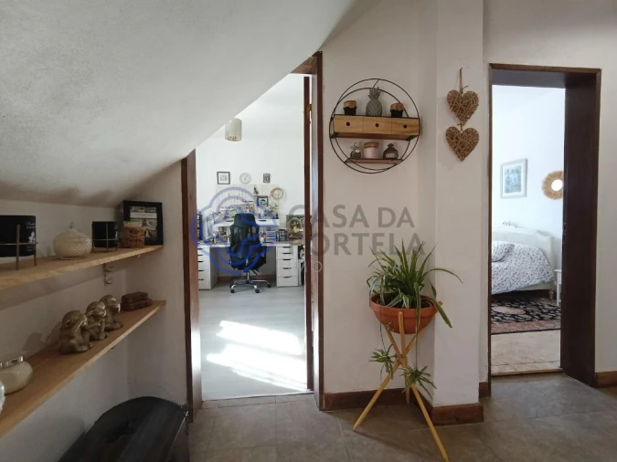 Moradia T3 para Venda em Alvorninha Foto 18