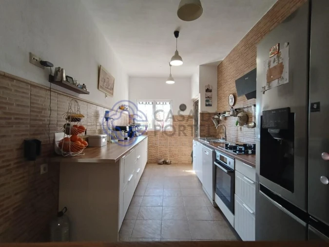 Moradia T3 para Venda em Alvorninha Foto 15