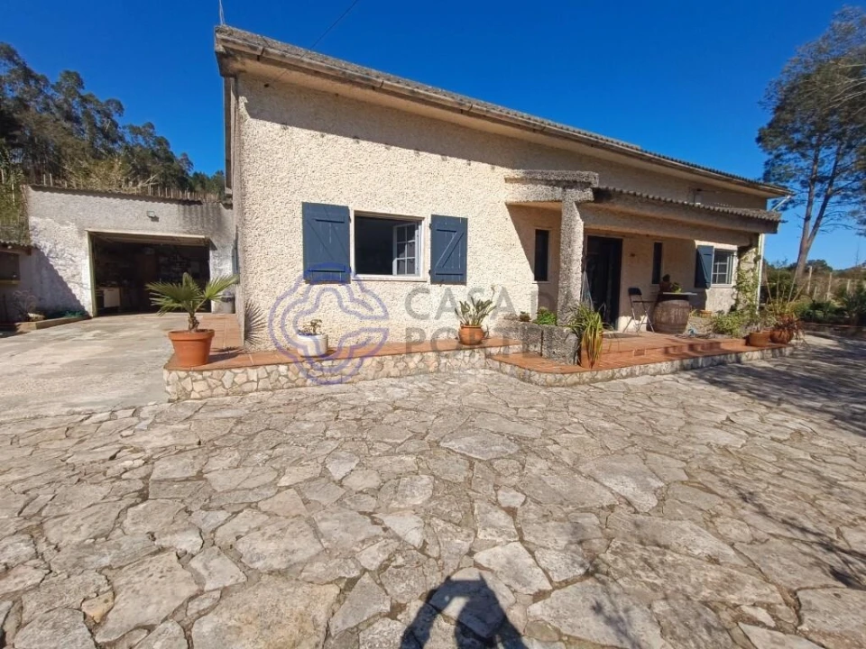 Moradia T3 para Venda em Alvorninha Foto 1