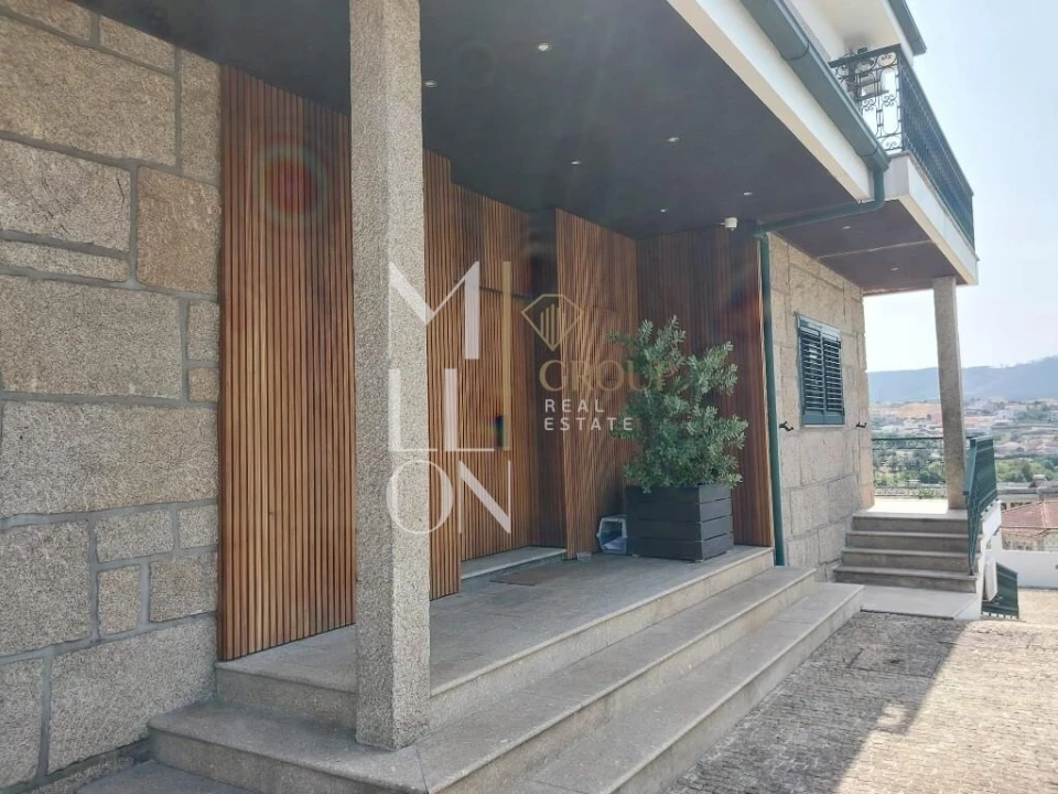 Moradia T4 para Venda em Campo e Sobrado Foto 3