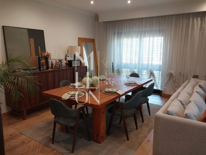 Moradia T4 para Venda em Campo e Sobrado Foto 8