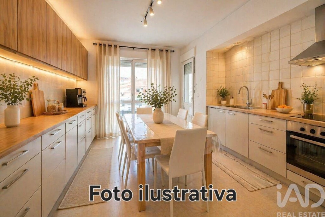 Apartamento T4 para Venda em Agualva e Mira-Sintra Foto 3