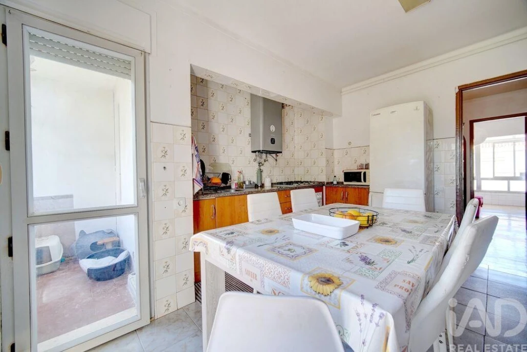 Apartamento T4 para Venda em Agualva e Mira-Sintra Foto 21