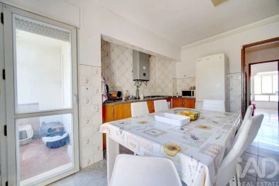 Apartamento T4 para Venda em Agualva e Mira-Sintra