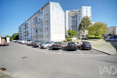 Apartamento T4 para Venda em Agualva e Mira-Sintra