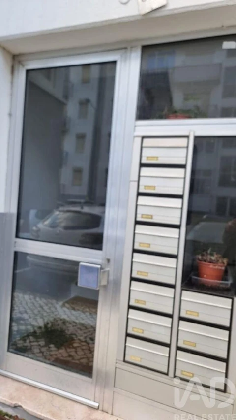 Apartamento T4 para Venda em Agualva e Mira-Sintra