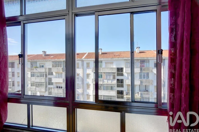 Apartamento T4 para Venda em Agualva e Mira-Sintra Foto 24