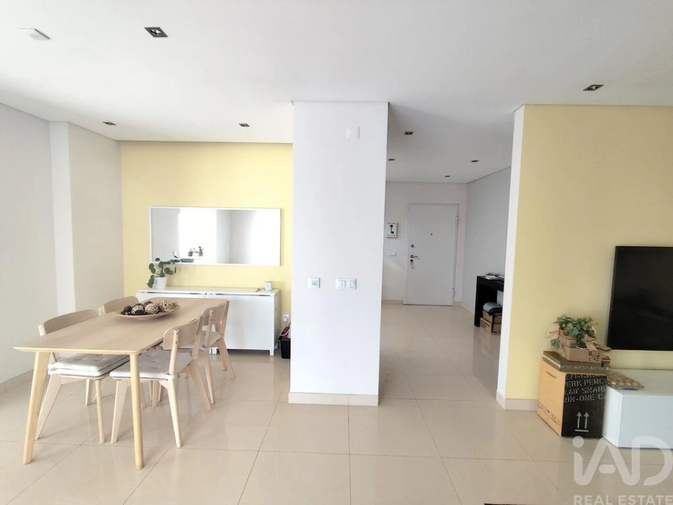Apartamento T4 para Venda em Cadaval e Pêro Moniz Foto 10