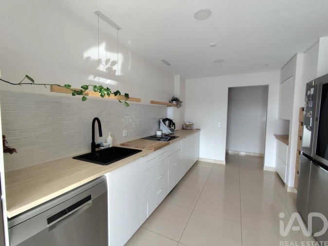 Apartamento T4 para Venda em Cadaval e Pêro Moniz Foto 33