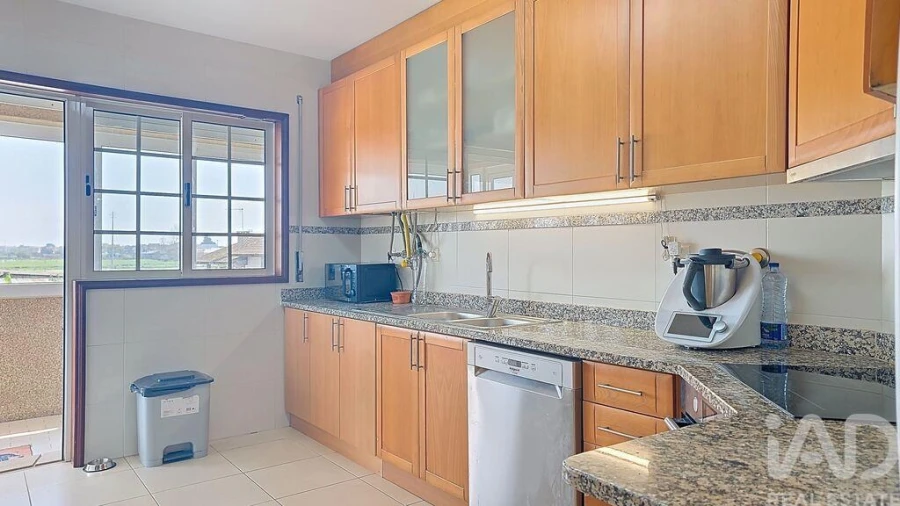 Apartamento T3 para Venda em Bunheiro Foto 3