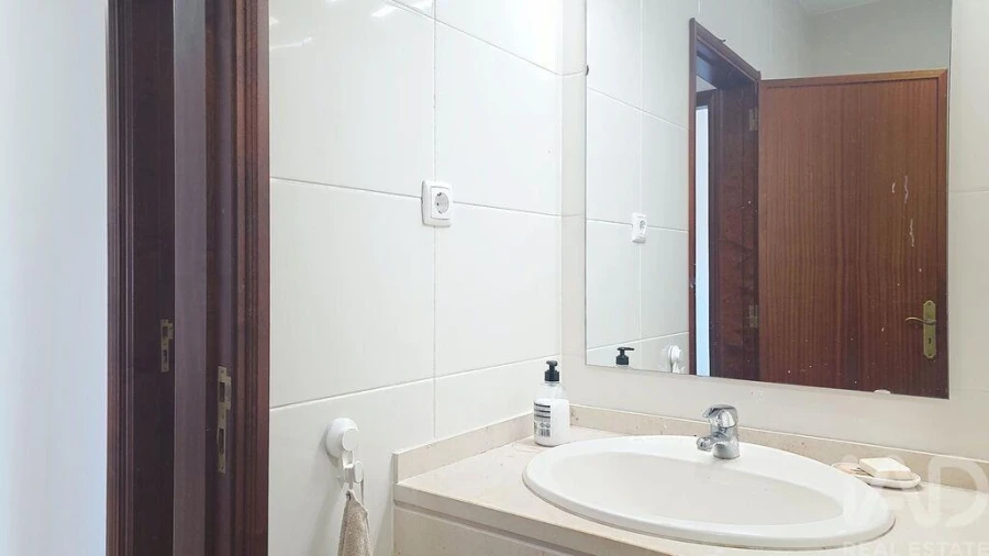 Apartamento T3 para Venda em Bunheiro Foto 27