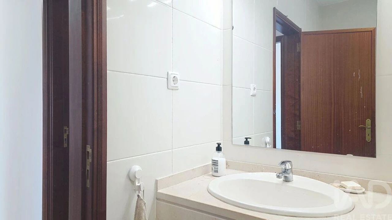 Apartamento T3 para Venda em Bunheiro Foto 27