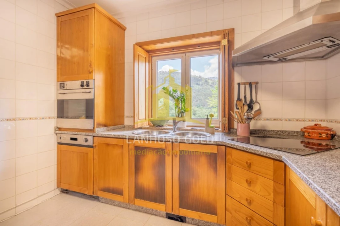 Quinta T3 para Venda em Bouro (Santa Maria) Foto 13