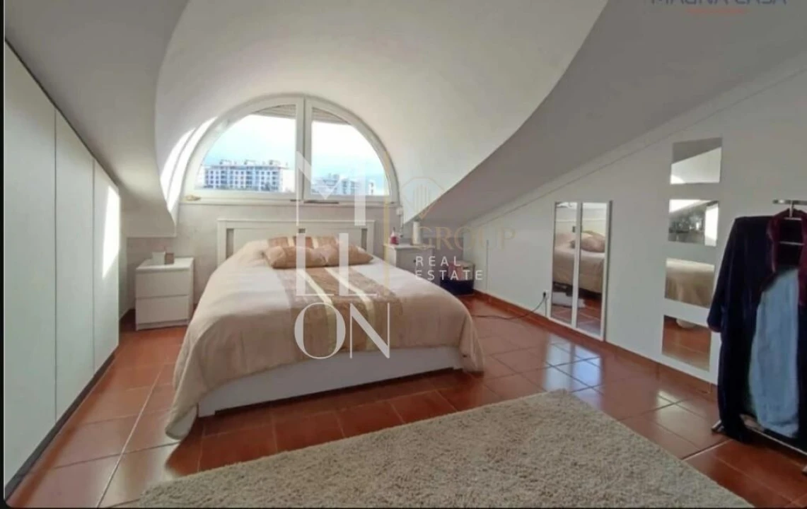 Moradia T5 para Venda em Oeiras e São Julião da Barra, Paço de Arcos e Caxias Foto 10