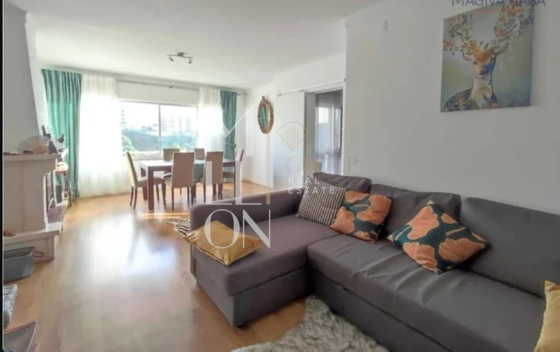 Moradia T5 para Venda em Oeiras e São Julião da Barra, Paço de Arcos e Caxias Foto 1