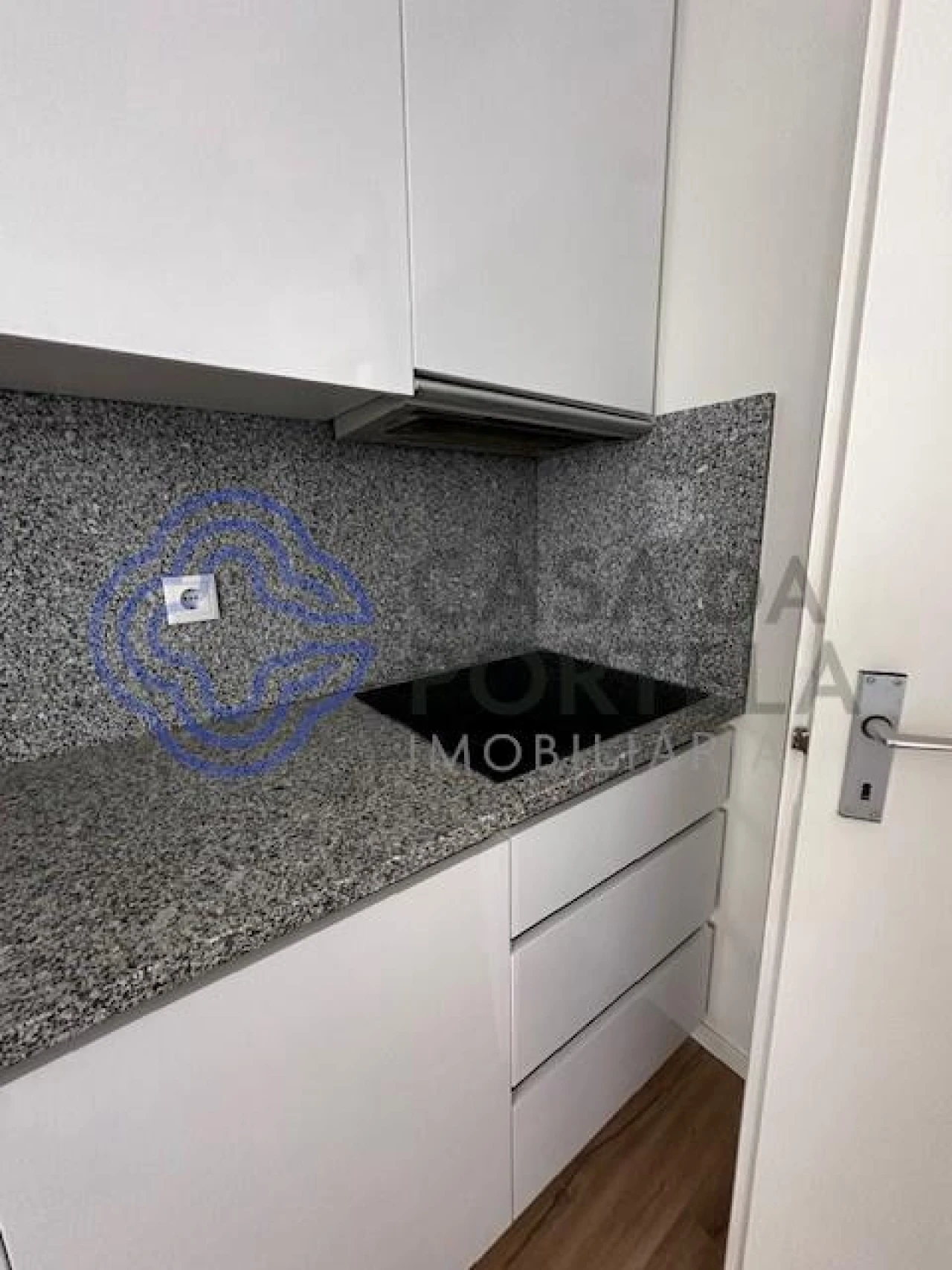 Apartamento T3 para Arrendamento em Ramalde Foto 4