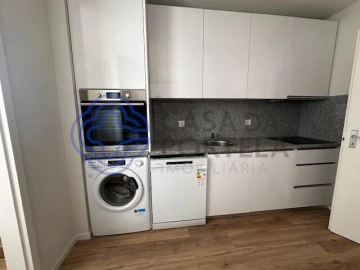 Apartamento T3 para Arrendamento em Ramalde