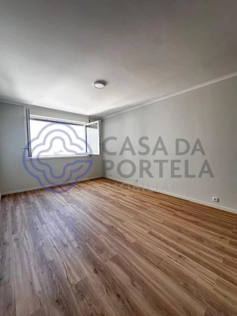 Apartamento T3 para Arrendamento em Ramalde