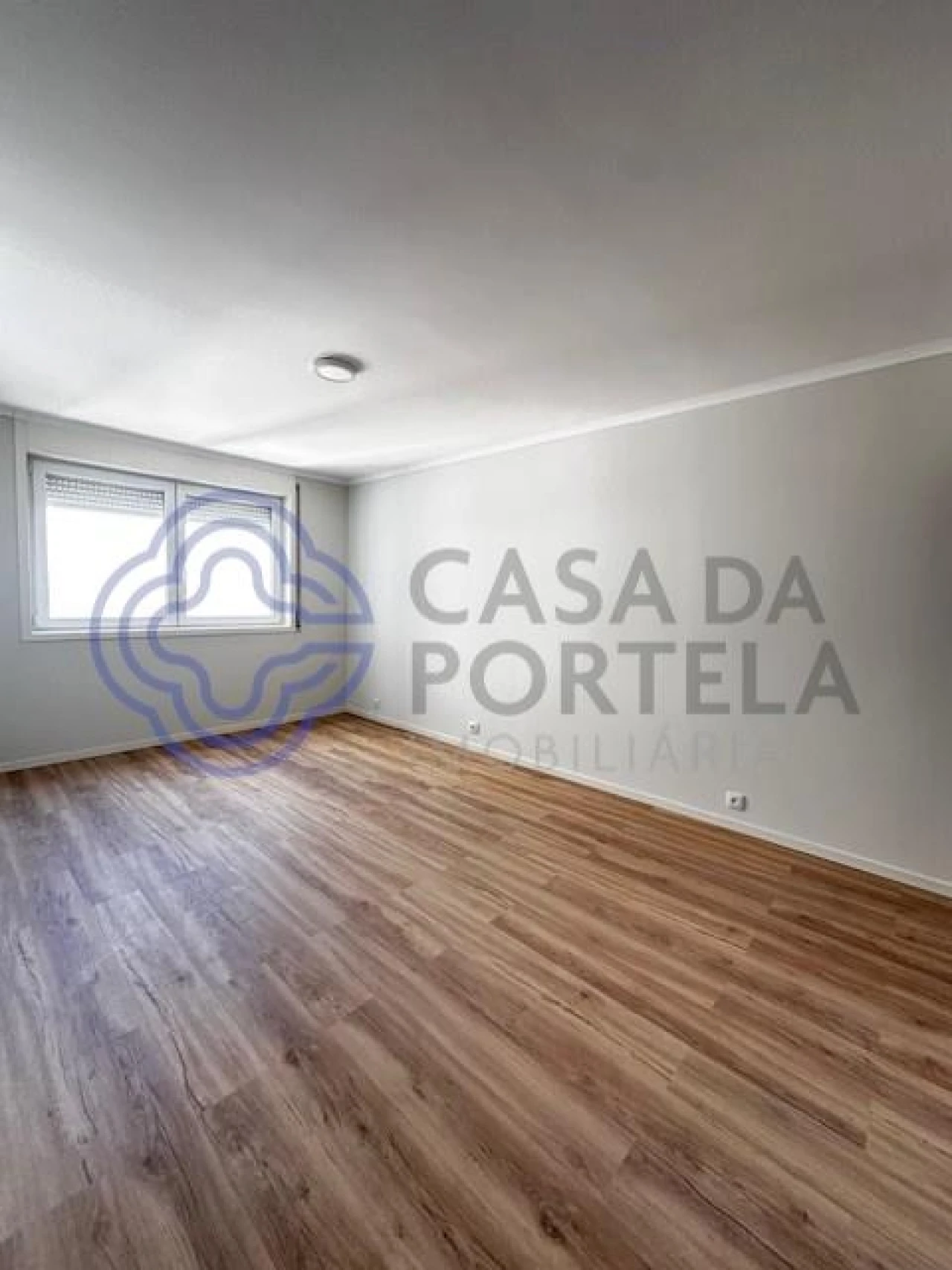 Apartamento T3 para Arrendamento em Ramalde Foto 9
