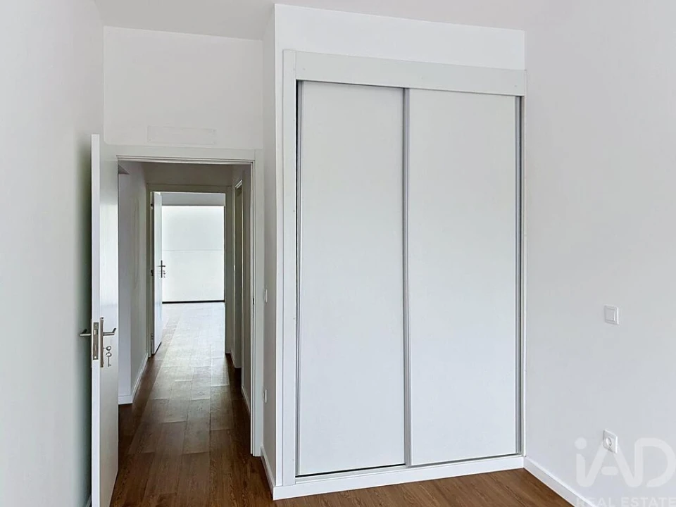 Apartamento T2 para Venda em Paredes Foto 9
