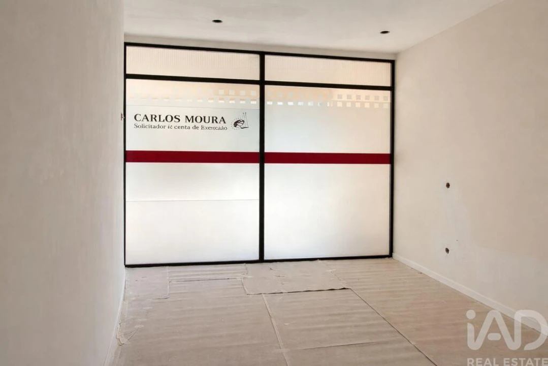 Apartamento T2 para Venda em Paredes Foto 14