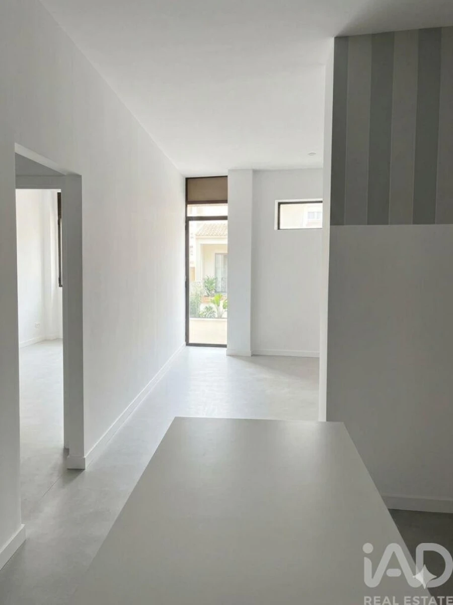 Apartamento T2 para Venda em Paredes Foto 32