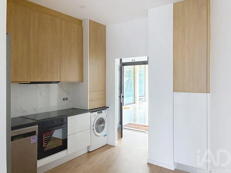 Apartamento T2 para Venda em Paredes Foto 1