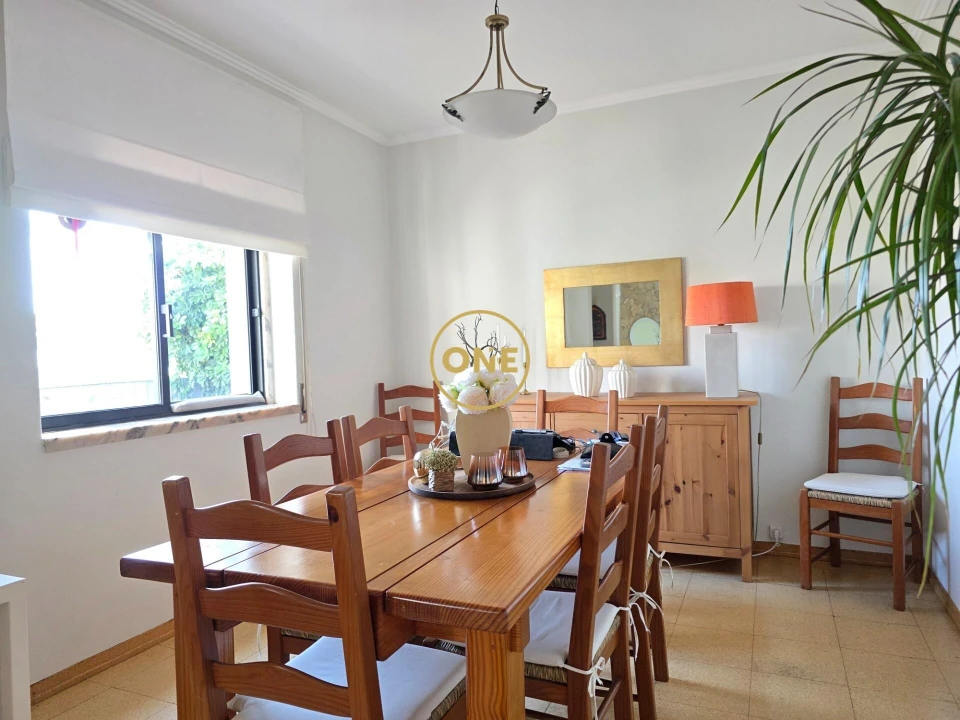 Moradia T3 para Venda em Alcabideche Foto 31