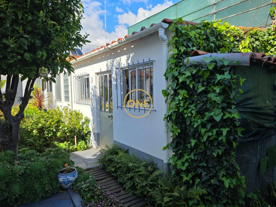 Moradia T3 para Venda em Alcabideche Foto 10