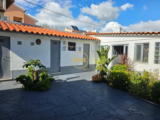 Moradia T3 para Venda em Alcabideche Foto 12