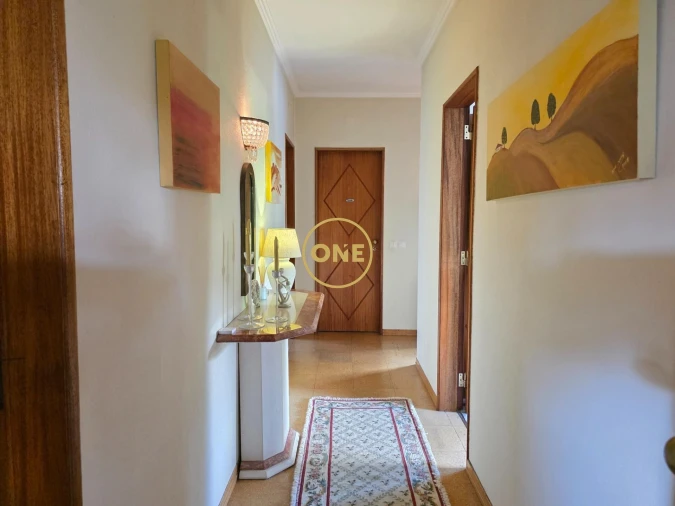 Moradia T3 para Venda em Alcabideche Foto 26