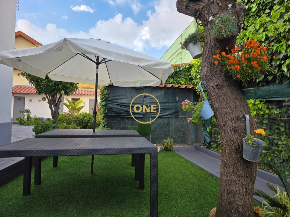 Moradia T3 para Venda em Alcabideche Foto 14