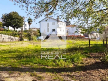 Armazém para Arrendamento em Lordelo