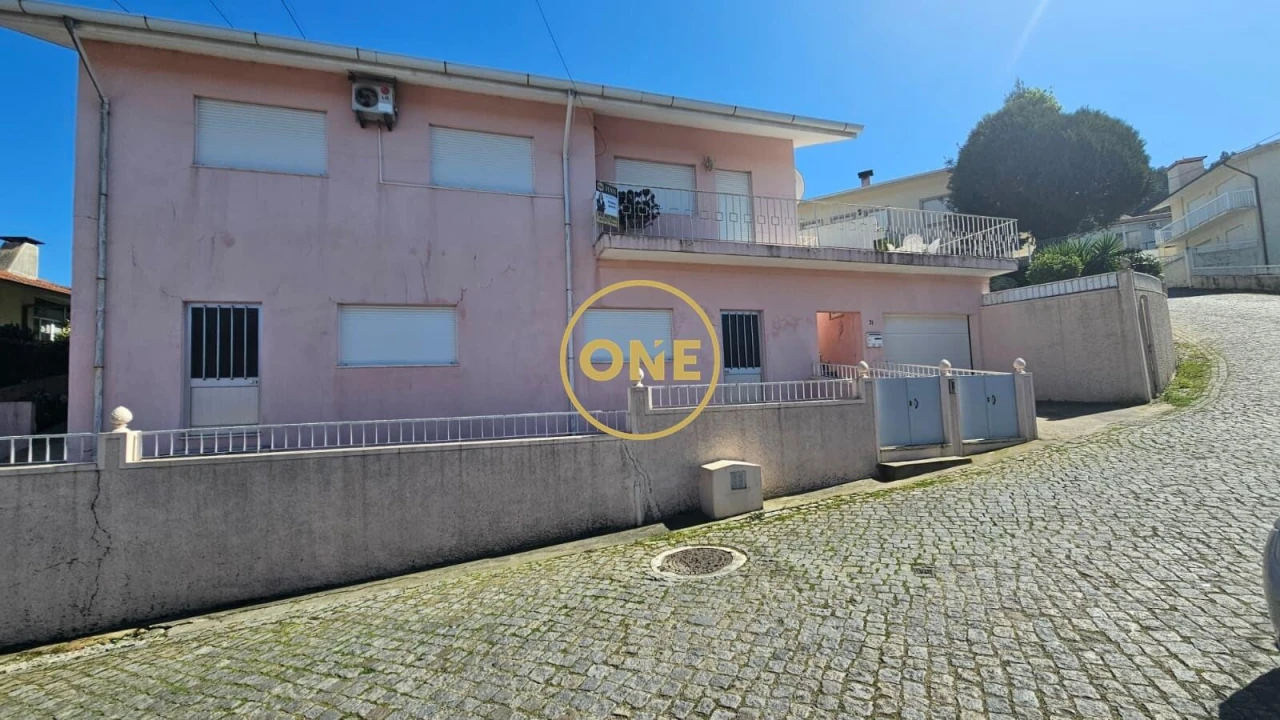 Moradia T3 para Venda em São Tomé de Negrelos Foto 1