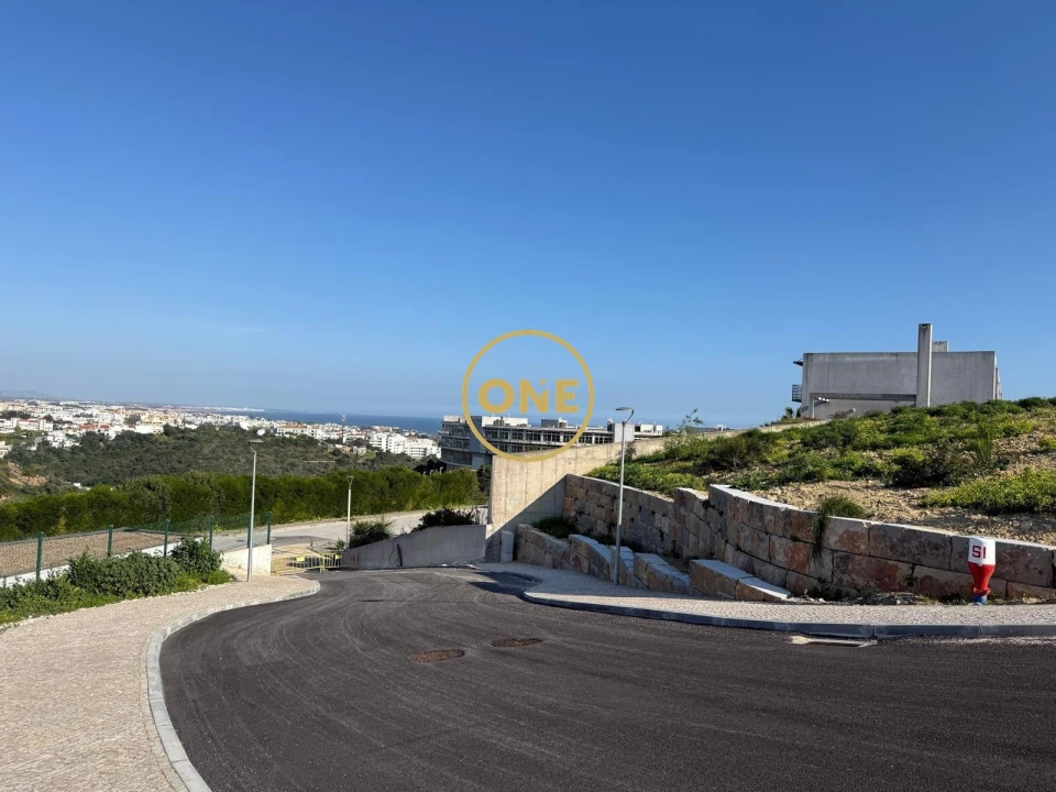 Terreno para Venda em Albufeira e Olhos de Água Foto 2