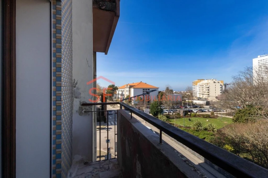 Apartamento T3 para Venda em Mafamude e Vilar do Paraíso Foto 16