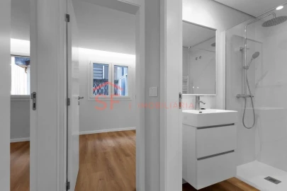 Apartamento T3 para Venda em Mafamude e Vilar do Paraíso