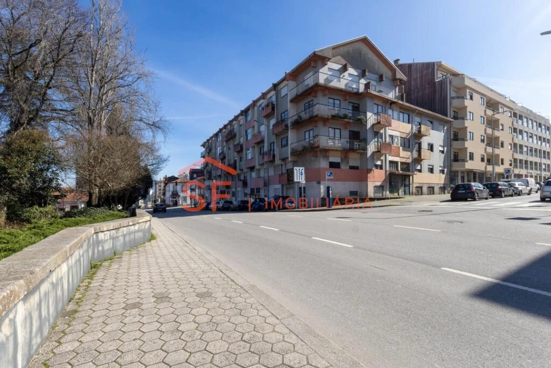 Apartamento T3 para Venda em Mafamude e Vilar do Paraíso Foto 26