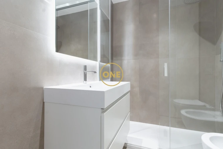 Apartamento T4 para Venda em Santo Antonio dos Olivais Foto 32