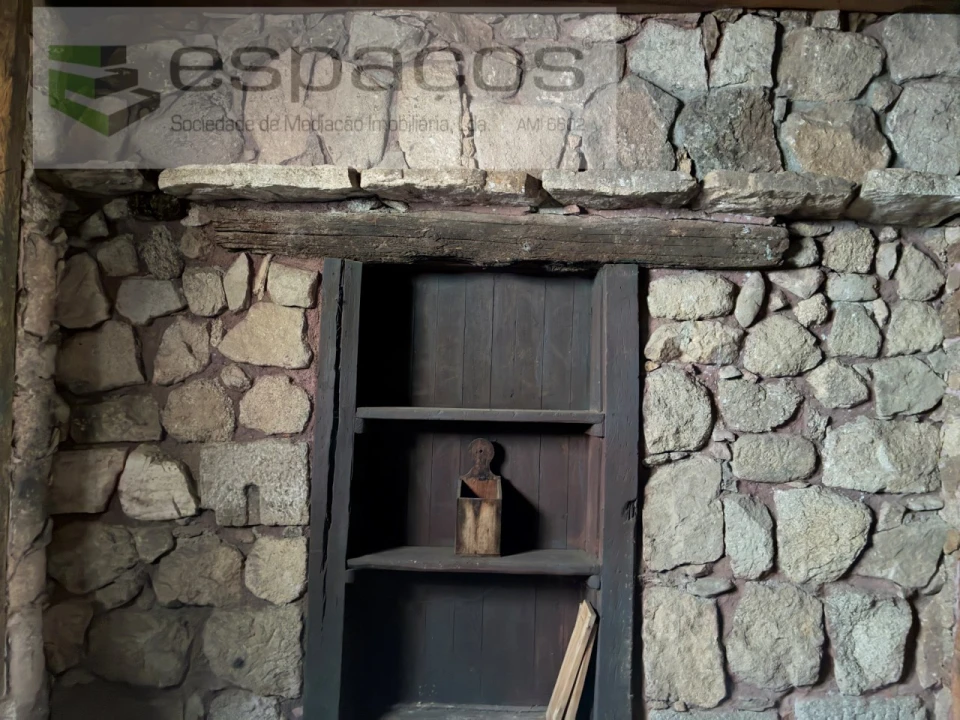 Moradia T3 para Venda em Fundão, Valverde, Donas, A. Joanes, A. Nova Cabo Foto 8