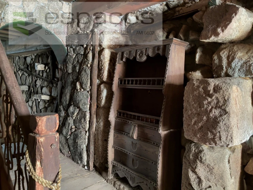 Moradia T3 para Venda em Fundão, Valverde, Donas, A. Joanes, A. Nova Cabo Foto 4