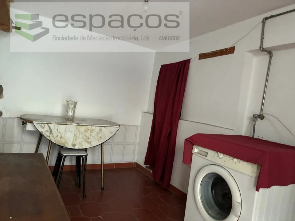 Moradia T2 para Venda em Silvares Foto 3