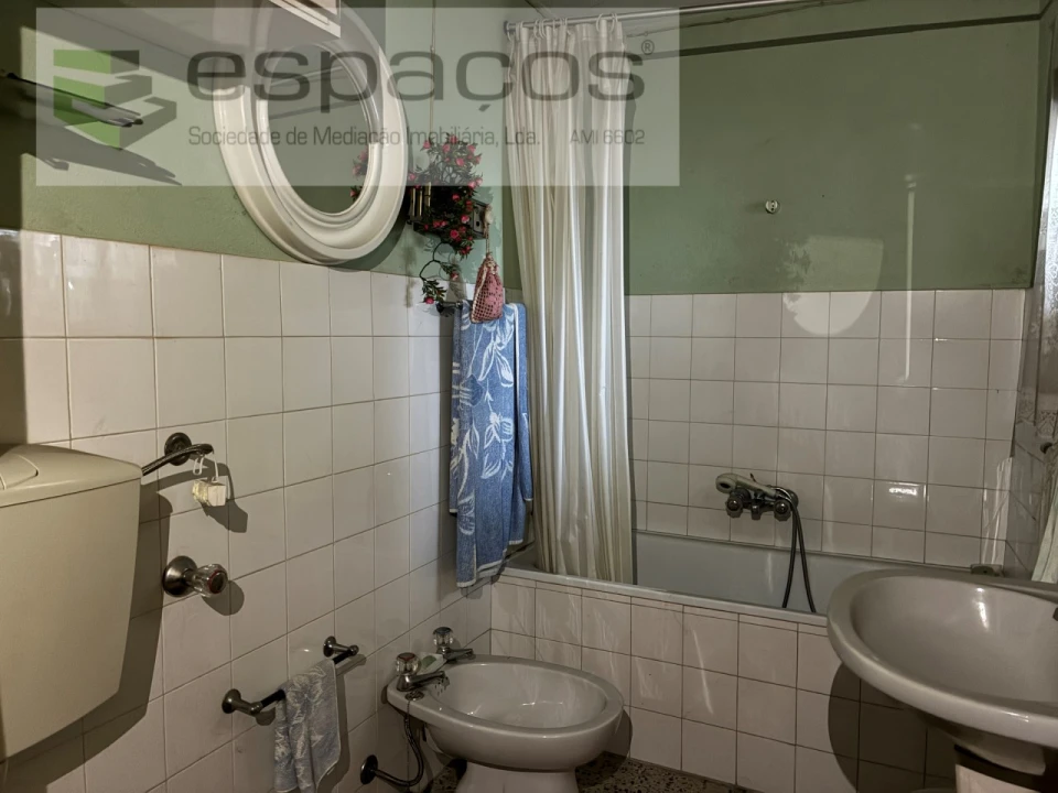 Moradia T2 para Venda em Silvares Foto 5