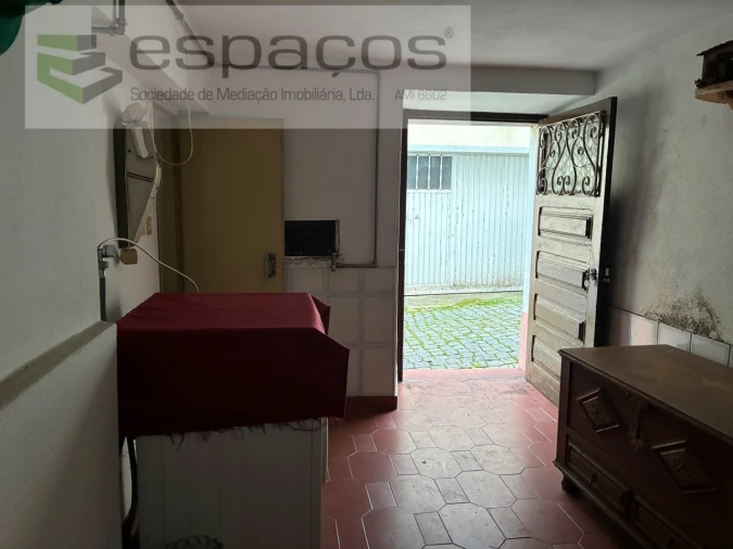 Moradia T2 para Venda em Silvares Foto 2