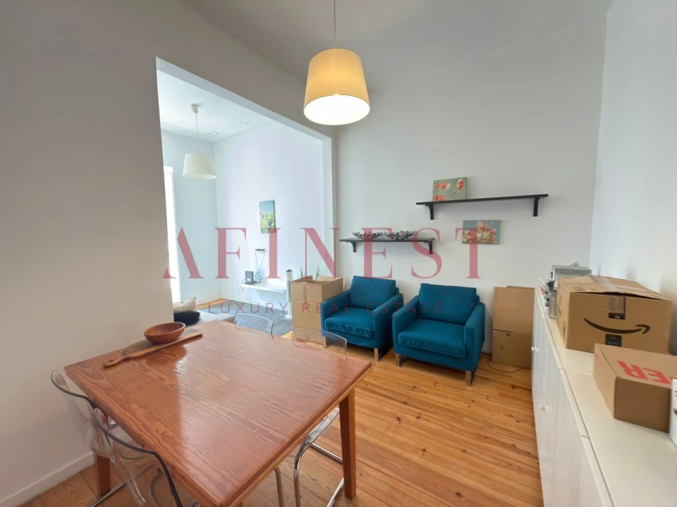 Apartamento T2 para Arrendamento em Santo António Foto 7