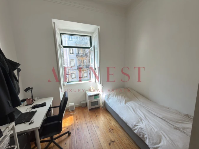 Apartamento T2 para Arrendamento em Santo António Foto 15